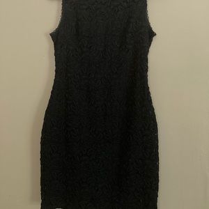 Fitted lace black dress